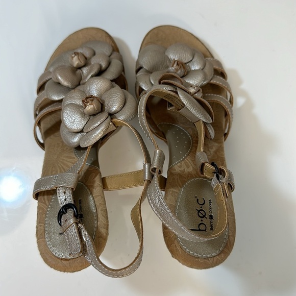 BOC By Born High Heel Ankle Strap Floral Sandals Champagne Metallic Size 9 - Picture 8 of 16